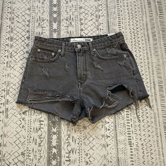 Lovers + Friends distressed‎ gray denim shorts 27 - Picture 1 of 8